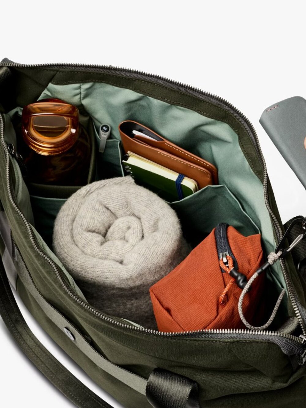 Bellroy Classic Tote in Olive - Picture 5 of 13